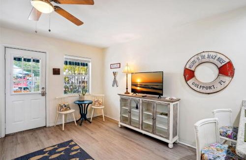 Gulfport Apartamento | Beach Quarters 3BR - #2, #3, #4