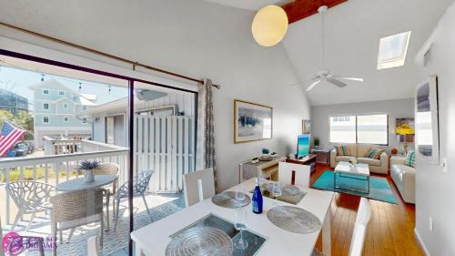 Siesta Key Village Chalet De Esquí | Beach Rd, 300ft to Beach Access & 500ft to Siesta Key Village, 2bdr