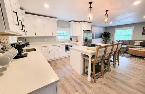 Steinhatchee Casa | Beach Rd Bungalow Dog-friendly