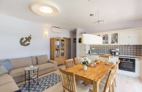 Sevid Villa | Beach Residence MSJ Sevid con piscina climatizada