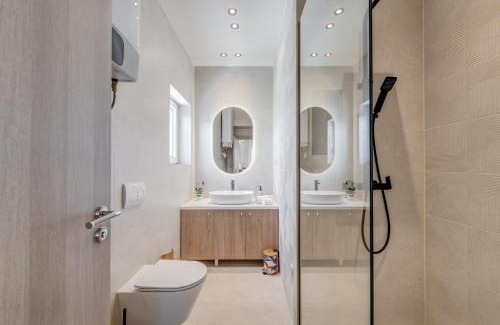 Kastel Stafilic Apartamento | Beach Residence Parat