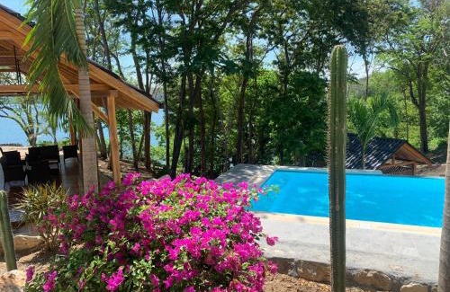 Playa Naranjo Complejo | Beach resort playa Leona