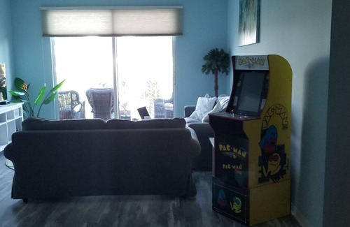 East Ocean Ave Condominio | BEACH RESORT VACATION