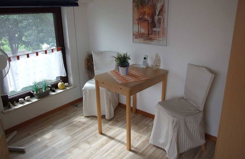Friedrichskoog Apartamento | Shell de la playa peque��a - Casa de playa tienda / Biedrowski