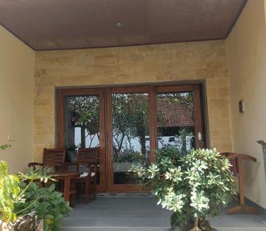 Purwakerti Casa | beach side Amed Delem family