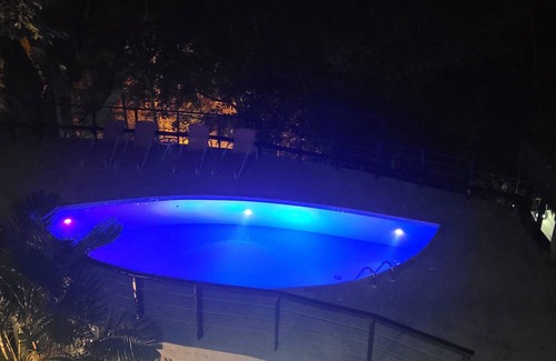 Cidade Jardim Tom Casa | Beach side house, Cond. Tijucopava