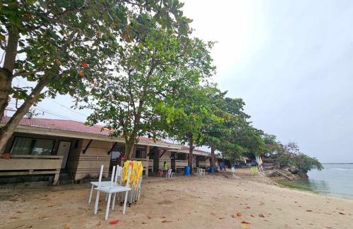 Lapu-Lapu Hotel | Beach Side Room The Beach Park-Hadsan