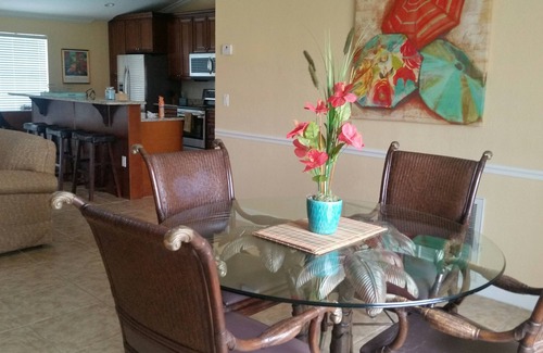 Indialantic Casa | Casa junto a la playa junto a la playa / Recién renovado - caminar a la playa