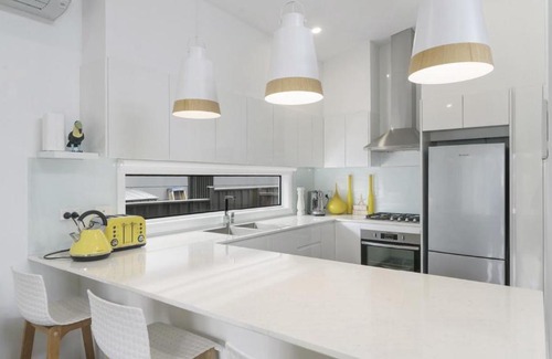 Ettalong Beach Casa | Beach St Cottage - Ettalong