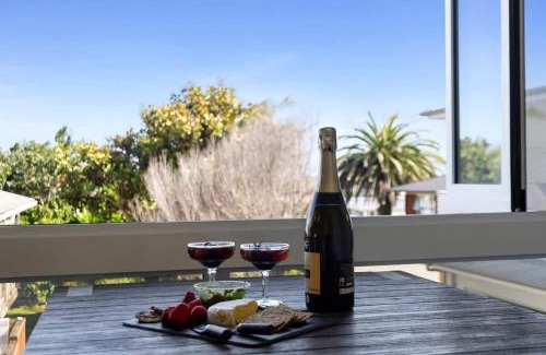 Fitzroy Apartamento | Beach Studio - coastal escape near Fitzroy Beach