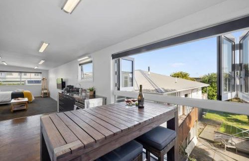Fitzroy Apartamento | Beach Studio - coastal escape near Fitzroy Beach