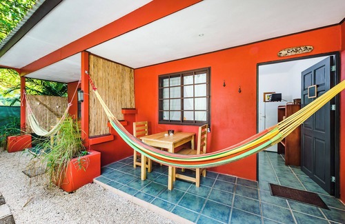 Palm Beach Estates Apartamento | Beach Studio in Playa Grande. Fast WiFi, Cold AC, Full kitchen. Close to beach.