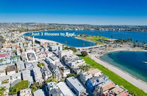 Mission Beach Casa | Beach Style 2