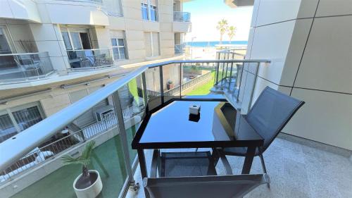 Alboraya Apartamento | BEACH VALENCIA LUXURY A40-13 Apartment with terrace and sea views