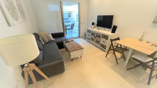 Alboraya Apartamento | BEACH VALENCIA LUXURY A40-13 Apartment with terrace and sea views