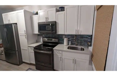 Clarksville Apartamento | Beach Vibe close to Museum Row