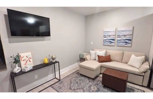 Clarksville Apartamento | Beach Vibe close to Museum Row