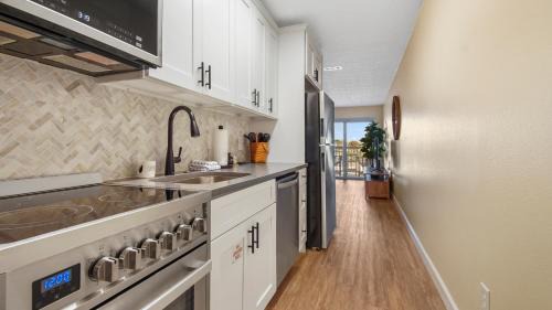 El Centro Beach Casa | Beach Vibes - Lullwater Beach Condos 437 by Nautical Properties Vacation Rentals