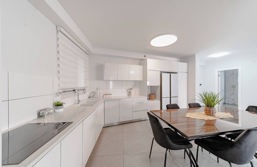 Ashkelon Casa | Beach vicinity, shopping G-level, parking. Near playground. Shabbat elevator