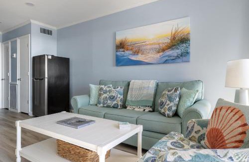 Folly Field Apartamento | Beach view Balcony Huge Pool Cozy Villa