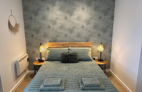 Llanelli Apartamento | Beach View Flat on Coastal Path