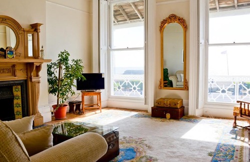 Worthing Apartamento | Beach View