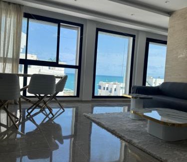 La Marsa Apartamento | Beach view luxury penthouse in Gammarth