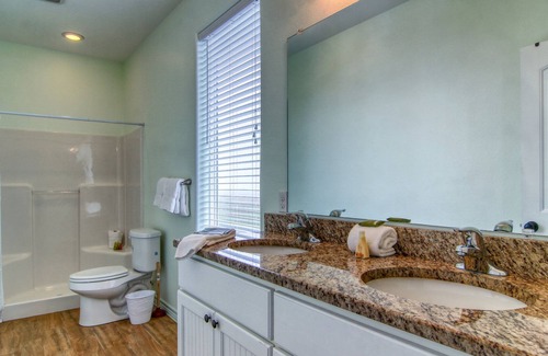 Port Aransas Casa | Beach View S Upstairs Bveu146 4 Bedroom Home by Redawning