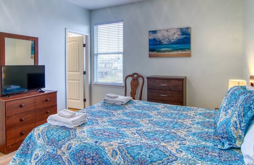 Port Aransas Casa | Beach View S Upstairs Bveu146 4 Bedroom Home by Redawning