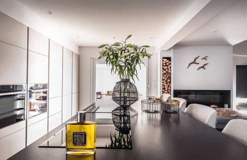 Saint-Mandrier-sur-Mer Casa | Villa acceso directo a la playa del spa y piscina climatizada durante todo el año