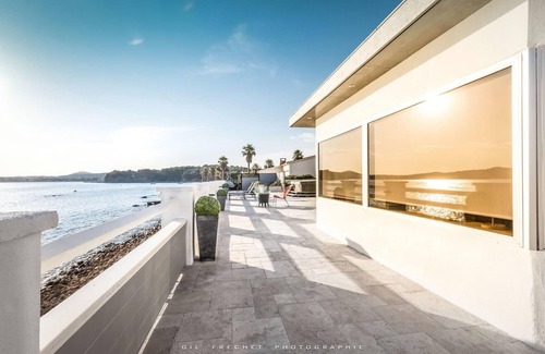 Saint-Mandrier-sur-Mer Casa | Villa acceso directo a la playa del spa y piscina climatizada durante todo el año