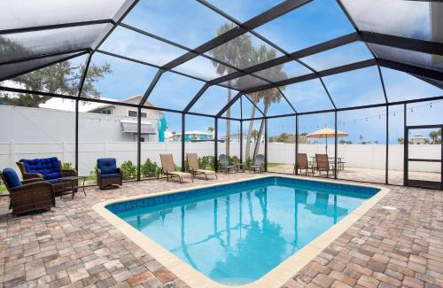 Mid Island Casa | Beach Villa B by Sun Palace Vacations