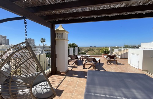 Alvor Villa | Villa con vistas al mar y a poca distancia de la playa.
