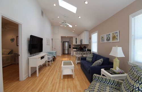 Point Pleasant Beach Cabaña | BEACH5 | Beachside Cottage, Open Concept! Parking, Gated Boardwalk Access by Shore Points Vacations