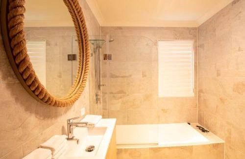 Point Lookout Apartamento | BEACHBREAK - 100m to beach - sleeps 6