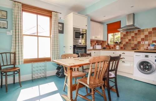 Gorran Haven Casa | BEACHCLIFF, pet friendly, character holiday cottage in Gorran Haven
