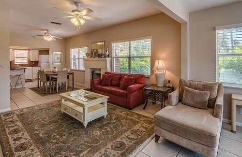 Clearwater Beach Casa | Beachcomber Beach House - Weekly Rental Just Steps To White Sand Beach! 2 Bedroom Home by Redawning