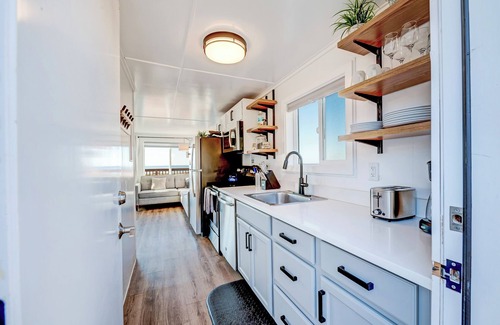 Yachats Casa | Beachcomber: Beachfront Escape Unit #4