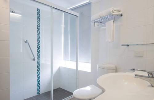 Coolangatta Hotel | Beachcomber International Resort