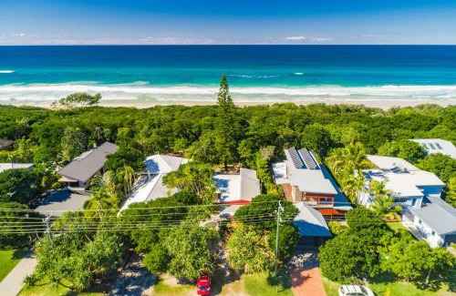 Suffolk Park Casa | Beachcombers Cottage - beachfront pet retreat