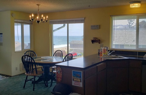Gleneden Beach Apartamento | Beachcombers Haven - "HOMETELS" - ¡Alojamiento y eventos grupales a la orilla del mar!