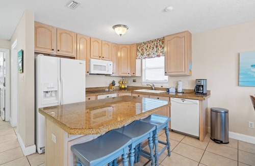 Gulf Lagoon Beach Condominio | Beaches and Dreams by Book That Condo