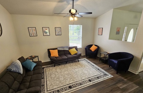 Florida Panhandle Casa | Beaches, River, Biking, Fishing, Gaming, Fire Pit plus the amenities of Home