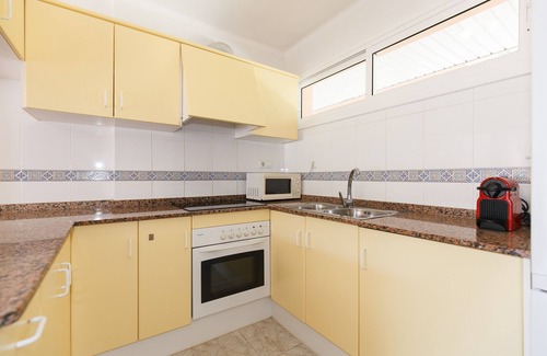 Vandellos i l'Hospitalet de l'Infant Apartamento | Apartamento familiar en 1ª Línea · UHC ARCO DEL SOL 210