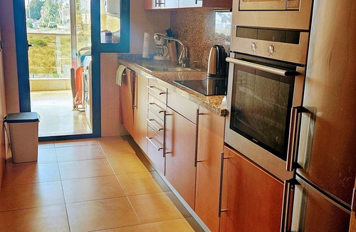 Castillo de Sabinillas Apartamento | Beachfront Puerto de la Duquesa with Sea and castle views