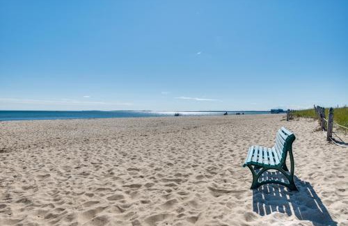 Old Orchard Beach Apartamento | Beachfront 14 Condo on Old Orchard Beach