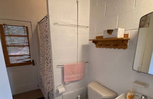 Deltaville Cabaña | Beachfront 2 BR Cottage Where the Piankatank River Meets the Chesapeake Bay