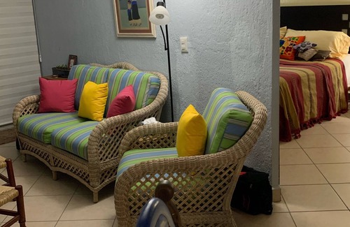 Manzanillo Condominio | Condominio frente a la playa de 2 dormitorios / 2 baños con piscina