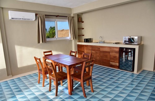 Mahahual Apartamento | Apartamento frente al Mar con Terraza & Club Playa