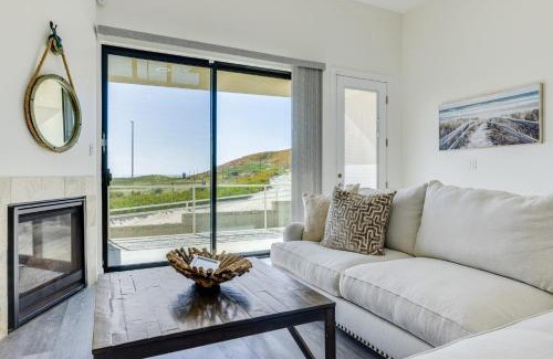 Oceano Casa | Beachfront 2BR w Deck Views Direct Sand Access Strand Way A